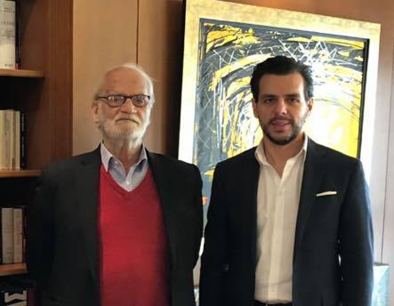 O αναγνωρισμένος επιστήμονας Κωνσταντίνος Αδρακτάς με τον Διευθύνοντα Σύμβουλο του Ομίλου Ιατρικό Αθηνών, Βασίλη Αποστολόπουλο