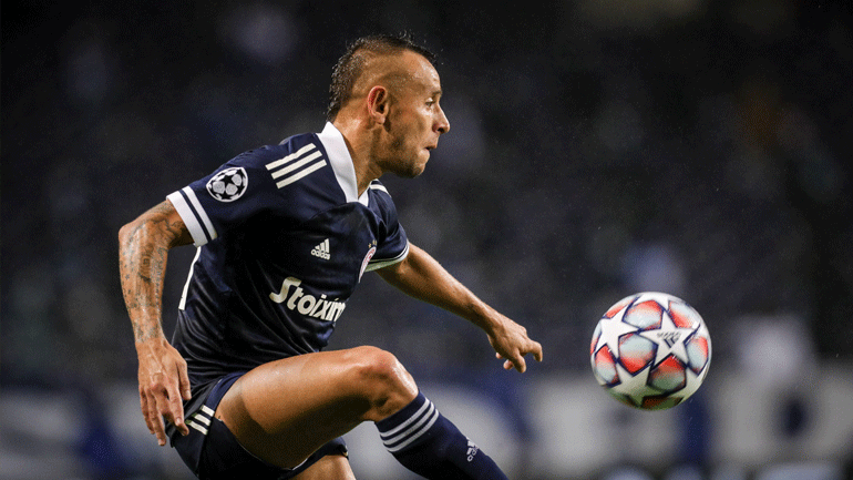 Ολυμπιακός: Στην αποστολή για τη Σίτι οι Ραφίνια και Βινάγκρε