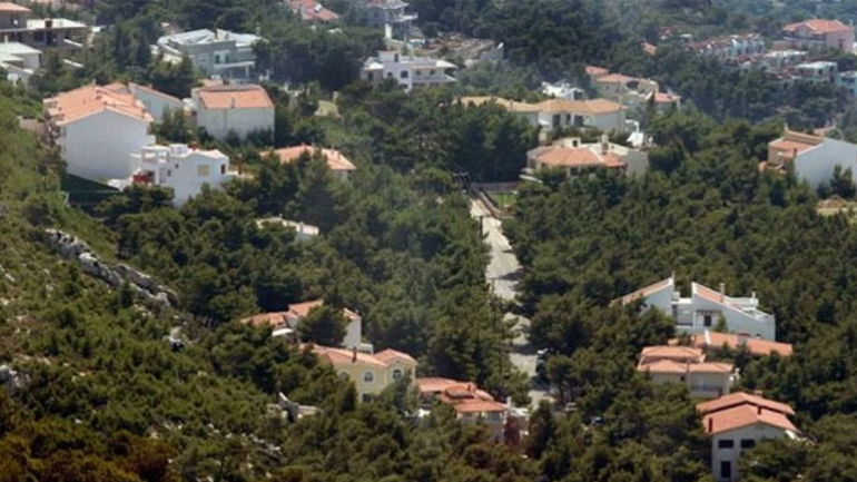 Νέο νομοσχέδιο: Τι προβλέπει για τις οικοδομικές άδειες, τα εκτός σχεδίου και τα αυθαίρετα