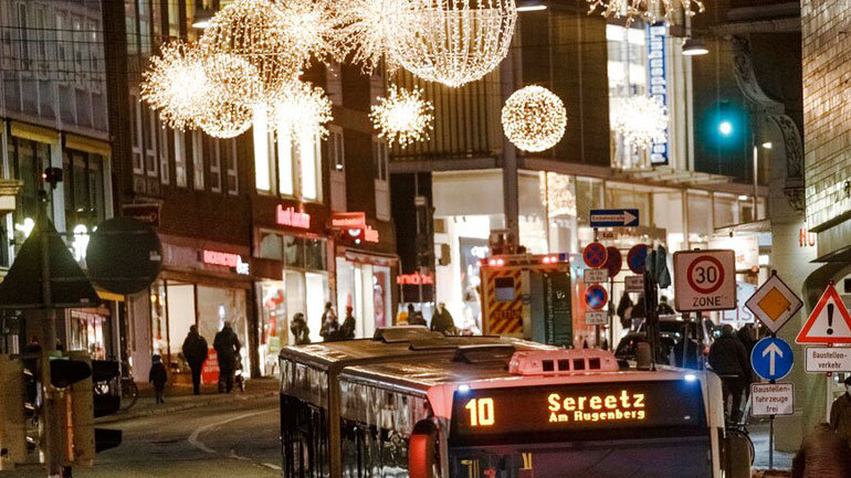 Γερμανία: H καγκελαρία διαφωνεί με ορισμένα σημεία για τα μέτρα που θα ληφθούν στις γιορτές