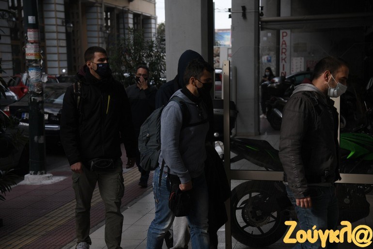 Προθεσμία για να απολογηθεί την Παρασκευή έλαβε ο δράστης της δολοφονίας στις Σπέτσες