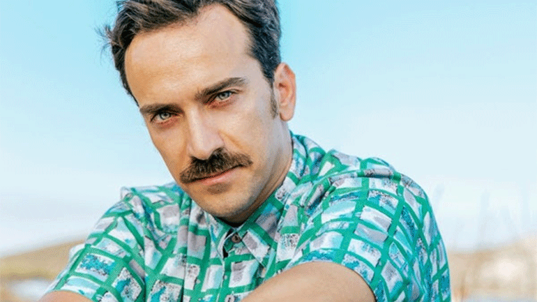 «Κουρκουμπίνια» – Το νέο τραγούδι του Δημήτρη Σαμόλη