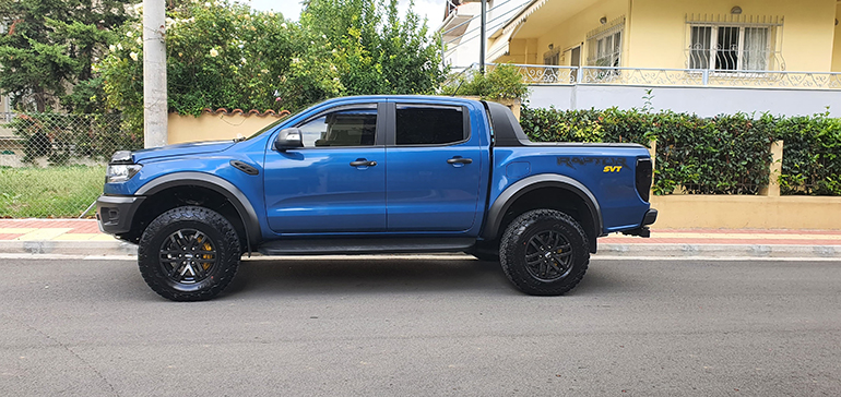 Να έχεις το όχημά σου σε αυτή την κατάσταση και να προσπαθούν να σου το παραβιάσουν...