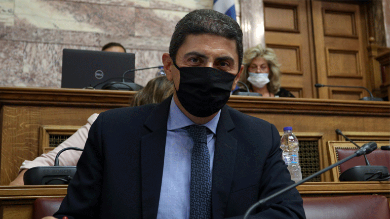 Αυγενάκης: «Να ξαναγίνει στολίδι στο ΟΑΚΑ»