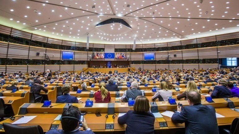 Αυστηρές κυρώσεις στην Τουρκία ζητούν με ψήφισμά τους οι ευρωβουλευτές