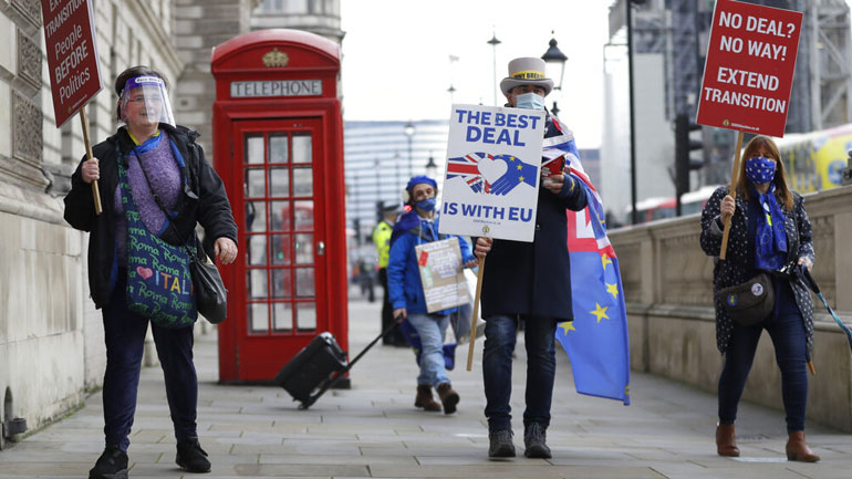 Βρετανία: Σήμερα η ανακοίνωση των μέτρων που θα εφαρμοστούν μετά την άρση του lockdown