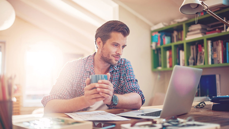 Home office: Ο σωστός εξοπλισμός για εργασία από το σπίτι