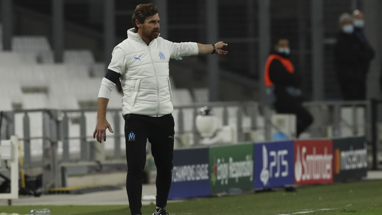 Βίλας Μπόας: «Να αποσύρει η FIFA το Νο10 από όλες τις φανέλες»