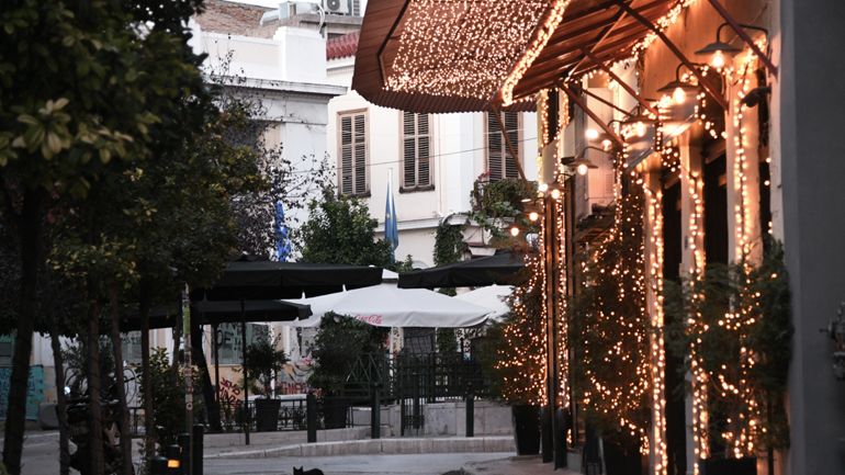 Οι εισηγήσεις για την άρση του lockdown: Πότε ανοίγουν σχολεία και καταστήματα