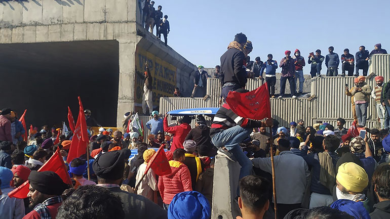 Ινδία: Συμπλοκές μεταξύ αστυνομίας και αγροτών που διαμαρτύρονται κατά μιας σειράς νέων νόμων