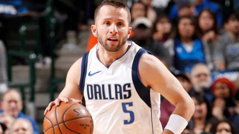 ΝΒΑ: Έμεινε στο Ντάλας με εγγυημένο συμβόλαιο ο Τζέι Τζέι Μπαρέα