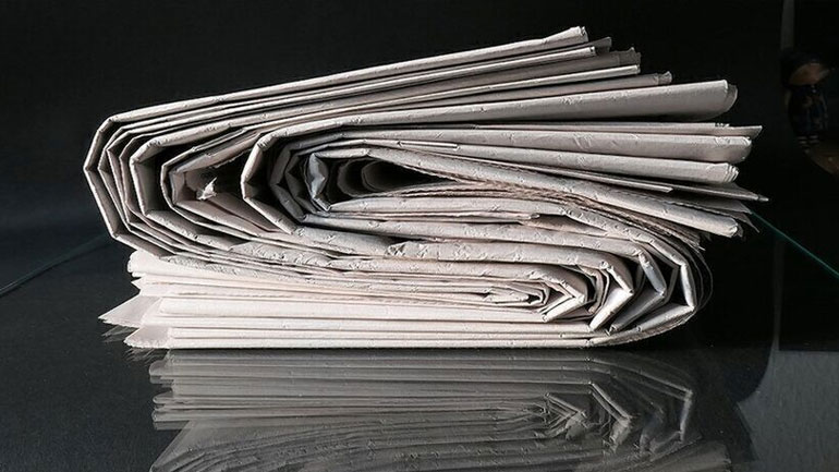 Τα πρωτοσέλιδα και τα οπισθόφυλλα των κυριακάτικων εφημερίδων