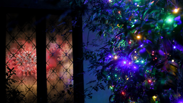 Ρεβεγιόν με μία ακόμα οικογένεια στο τραπέζι