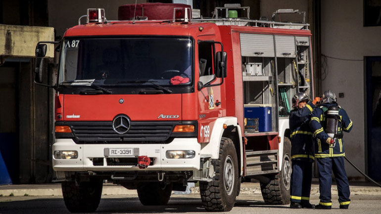 Πυρκαγιά στον Μαραθώνα Αίγινας – Δεν κινδυνεύουν σπίτια