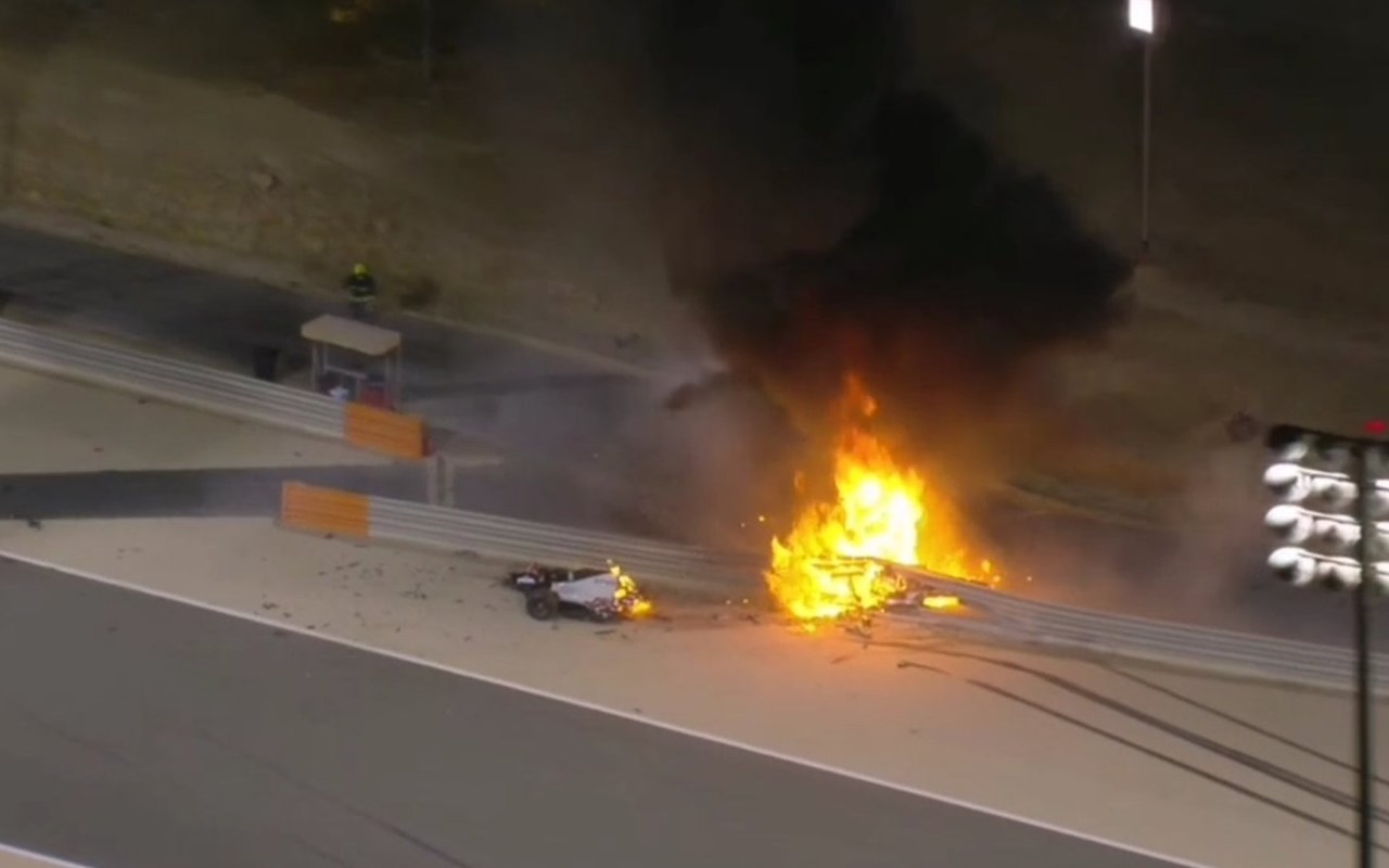 Βλέπεις και δεν πιστεύεις πως ο Romain Grosjean βγήκε αλώβητος...