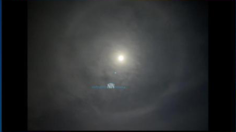 Σεληνιακή «άλως» γύρω από το φεγγάρι απόψε – Τι σημαίνει για τον καιρό των επόμενων ημερών