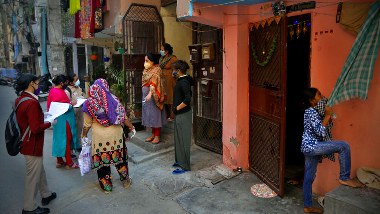 Ινδία: Δεκάδες χιλιάδες τα νέα κρούσματα – Σχεδόν 500 θάνατοι λόγω COVID-19