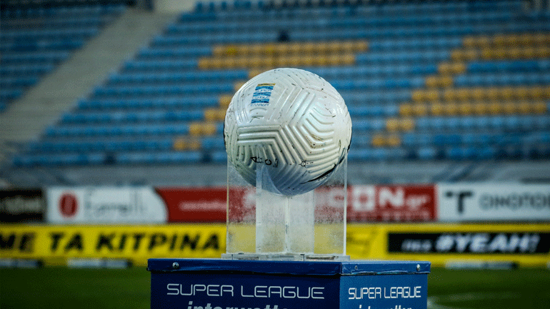 Super League: Εκτός έδρας δοκιμασίες για ΠΑΟΚ και ΑΕΚ