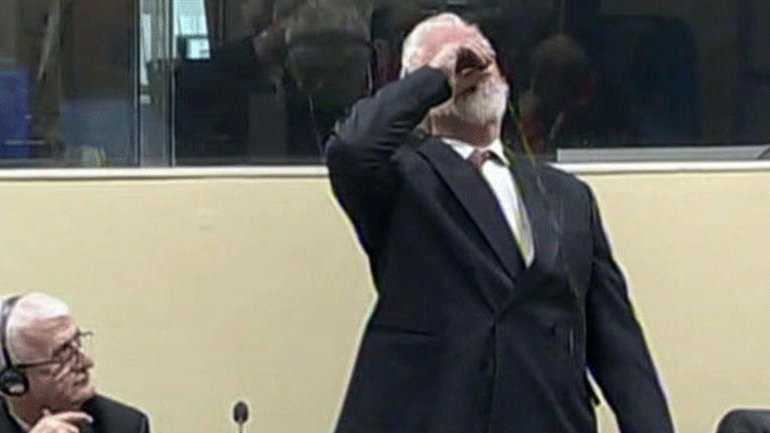 Σαν Σήμερα: Παγκόσμια αίσθηση, φαρμακώθηκε στη στιγμή, όταν άκουσε την ποινή