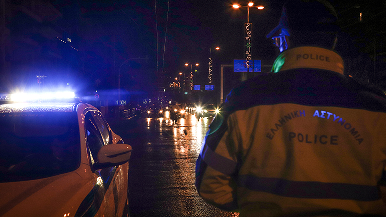 «Καταιγισμός» ελέγχων από την ΕΛ.ΑΣ. για τήρηση των υγειονομικών μέτρων – 1.749 παραβάσεις και 3 συλλήψεις