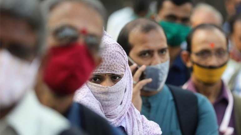 Ξεπέρασαν τα 9,4 εκατ. τα κρούσματα κορωνοϊού στην Ινδία