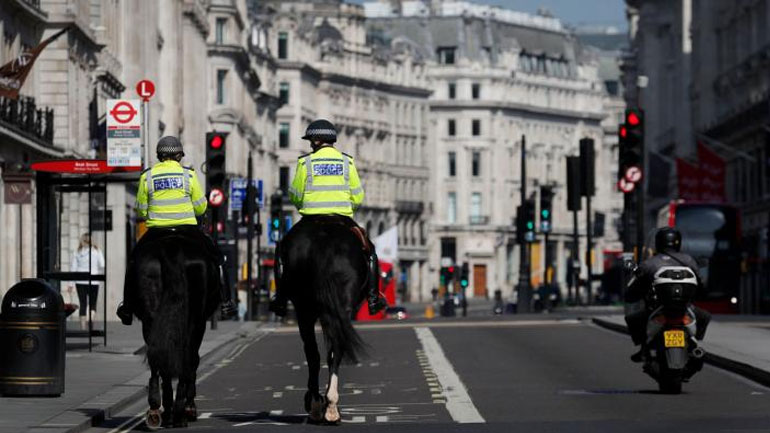 Πτώση 30% στα κρούσματα στην Αγγλία μετά το εθνικό lockdown του Νοεμβρίου