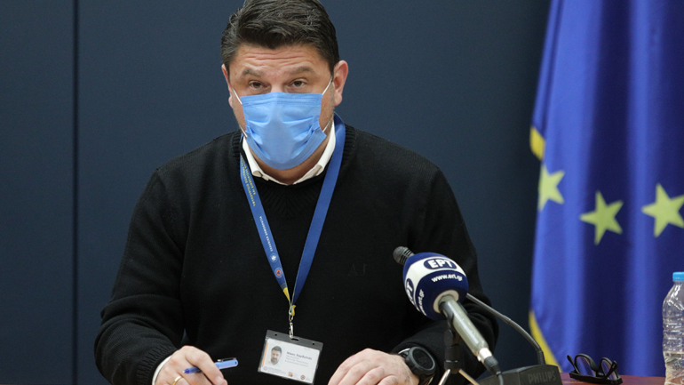 Χαρδαλιάς: Στο «κόκκινο» 18 περιοχές – Απαγορεύoνται οι εορταστικές επισκέψεις στο lockdown