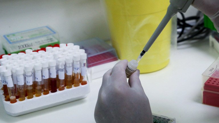 Παγκόσμια κλινική δοκιμή για τρία φάρμακα