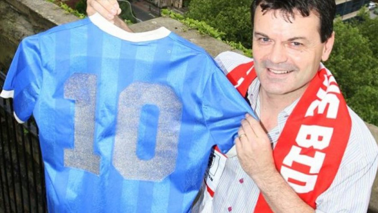 Χοτζ: «Δεν πωλείται η φανέλα του Μαραντόνα»