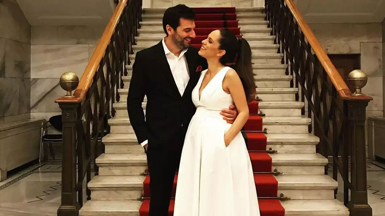 O Παναγιώτης Χατζηδάκης έγινε μπαμπάς – Η πρώτη φωτογραφία με τον νεογέννητο γιο του