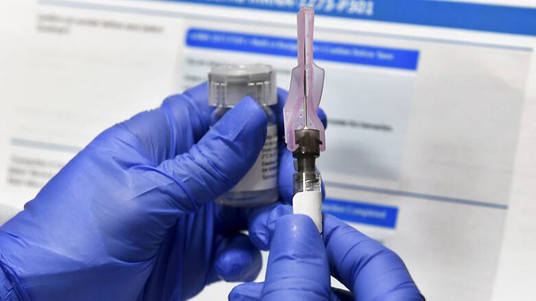 Η Ε.E. θα εγκρίνει την κυκλοφορία των εμβολίων μετά το «ΟΚ» του Ευρωπαϊκού Οργανισμού Φαρμάκων