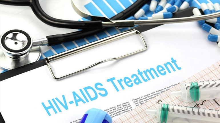 «Η Ρωσία διαθέτει πρωτότυπα εμβόλια για τον ιό HIV που προκαλεί το AIDS»