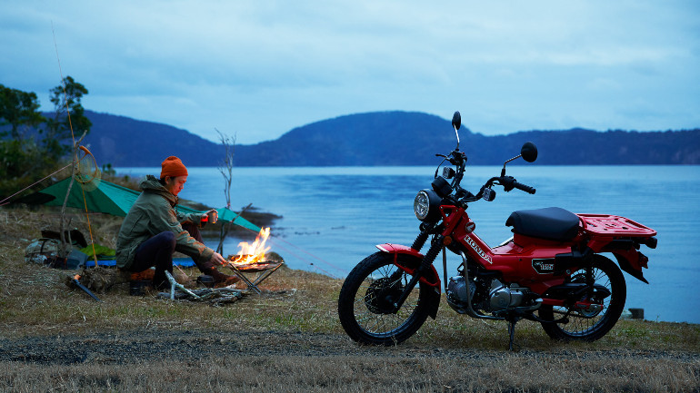 Έφηβοι ξανά με το Honda Trail 125