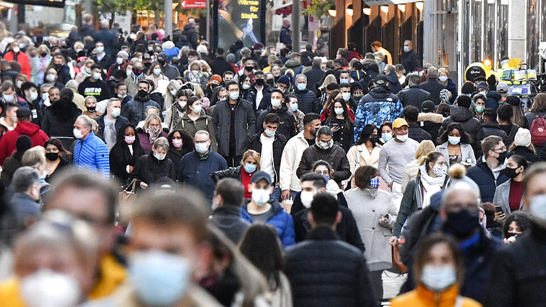 Η εξάπλωση του ιού οδηγεί τα κρατίδια της Γερμανίας προς αυστηρότερα περιοριστικά μέτρα