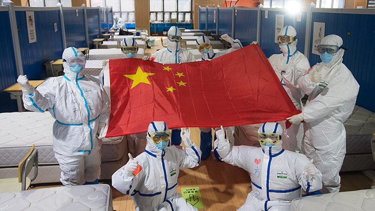 Πώς η Κίνα έχει συντρίψει τον κορωνοϊό