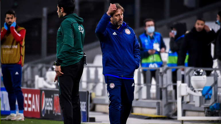 Μαρτίνς: «Μας τιμώρησαν τα πέναλτι»