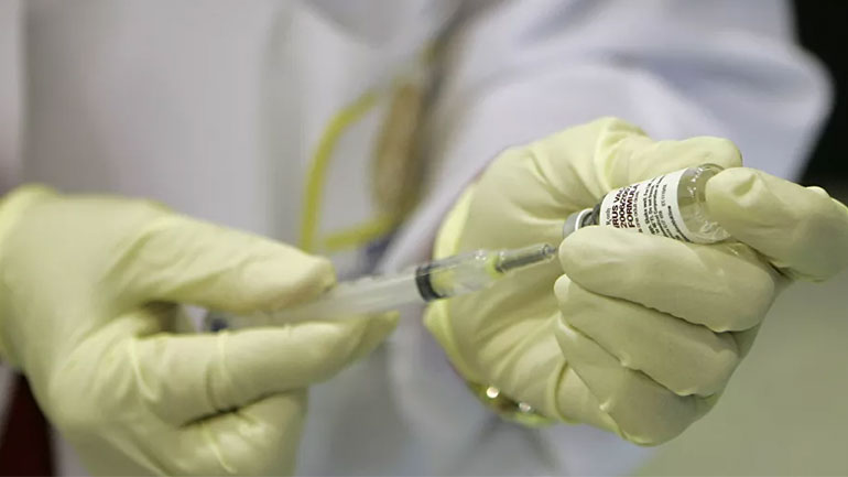 ΗΠΑ: Eπείγουσα έγκριση σε νέο τεστ αντισωμάτων για τη διάρκεια της ανοσίας των εμβολίων