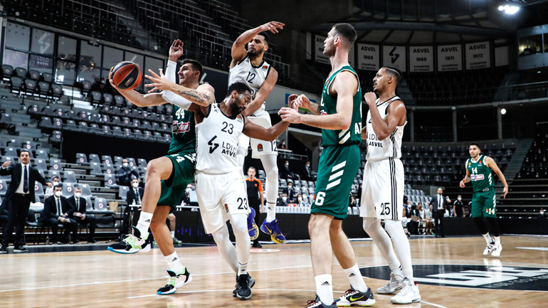 Βόβορας: «Η Βιλερμπάν άξιζε 100% τη νίκη»