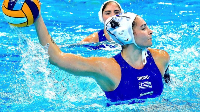 Ελευθεριάδου: «Είναι ακραίο να μην ανοίγουν οι πισίνες»