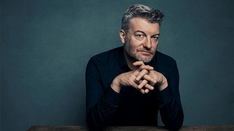 Ο Τσάρλι Μπρούκερ ετοιμάζει mockumentary για το δυστοπικό έτος 2020