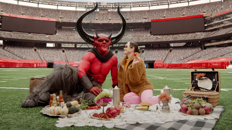 Όταν ο Σατανάς βρήκε το ταίρι του