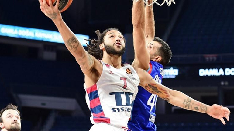 «Βόμβα» της Μπασκόνια στην Πόλη, 77-59 την Εφές