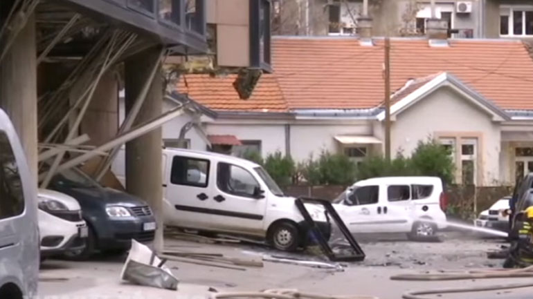 Έκρηξη στο κτήριο της κρατικής τηλεόρασης στο Βελιγράδι