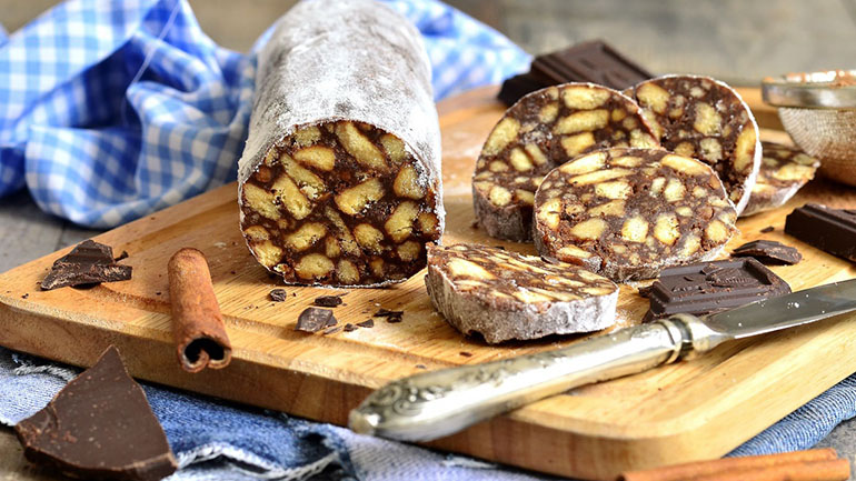 Λαχταριστός κορμός σοκολάτας με μπισκότα