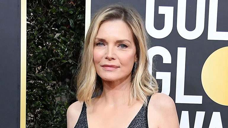 Η Michelle Pfeiffer έγινε κοκκινομάλλα για τις ανάγκες του νέου της ρόλου
