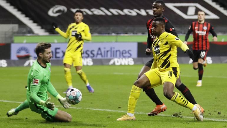 Γερμανία: Σκόνταψε στη Φρανκφούρτη η Ντόρτμουντ, 1-1 με την Άιντραχτ