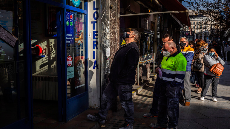 Πορτογαλία: Η κυβέρνηση θα χαλαρώσει τα περιοριστικά μέτρα την περίοδο των Χριστουγέννων