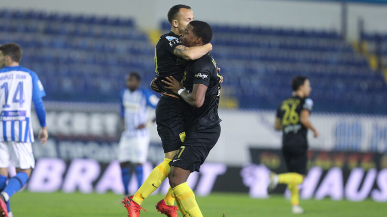 Η μεγάλη ιστορική ευκαιρία του Άρεως