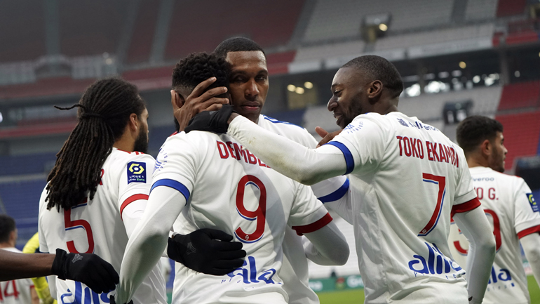 Δεύτερη με «διπλό» η Λιόν, 3-1 τη Μετς