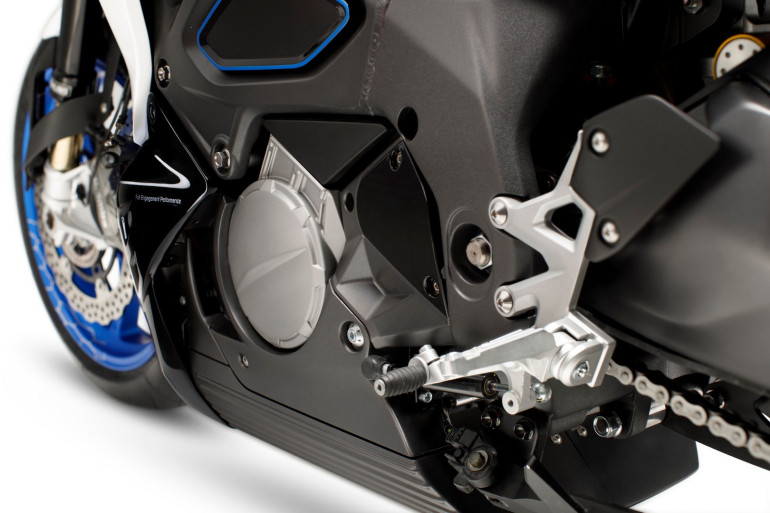 Η διαφορά θα είναι στο κιβώτιο ταχυτήτων το οποίο θα επιτρέπει στον αναβάτη να νιώσει σαν να οδηγεί κανονική μοτοσικλέτα